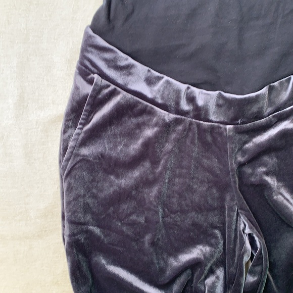 H&M Mama Blue Velour Velvet Jogger Maternity Pants - Picture 7 of 13